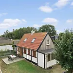 S705-stroby-hybenvej-1 Strøby Ladeplads