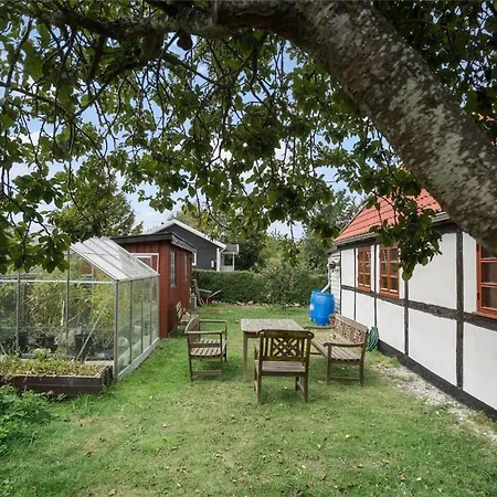 S705-stroby-hybenvej-1 Strøby Ladeplads