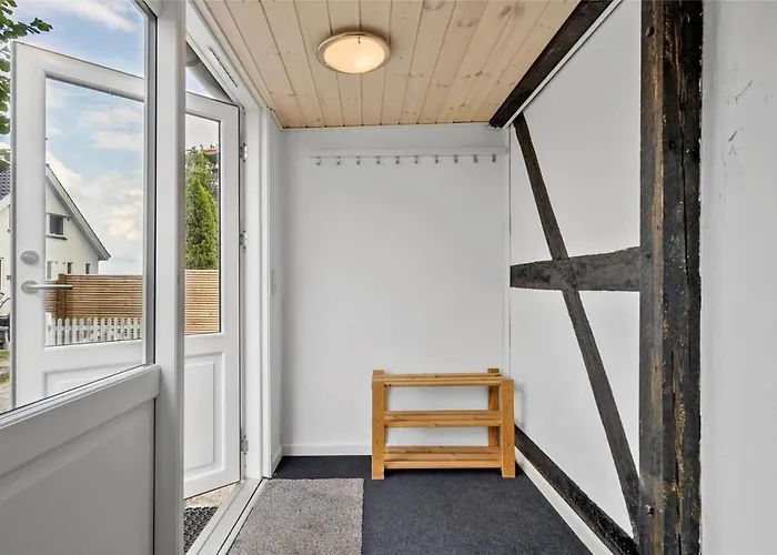 S705-stroby-hybenvej-1 Strøby Ladeplads