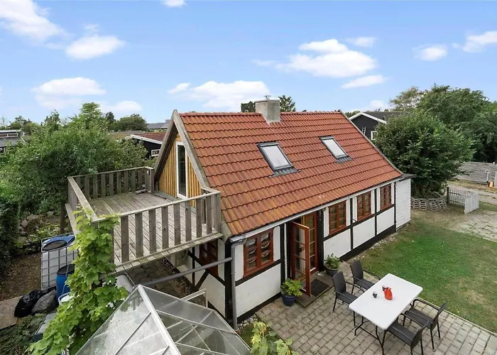 S705-stroby-hybenvej-1 * Strøby Ladeplads
