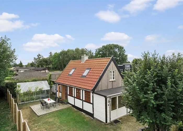 S705-stroby-hybenvej-1 Strøby Ladeplads
